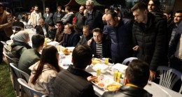 AK Parti Nevşehir’den gençlerle sahur