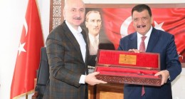 Bakan Karaismailoğlu’ndan Malatya Büyükşehir’e ziyaret