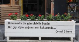 Kocaeli İzmit’te şiirler çiçek açtı