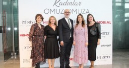 Kadınlar omuz omuza…