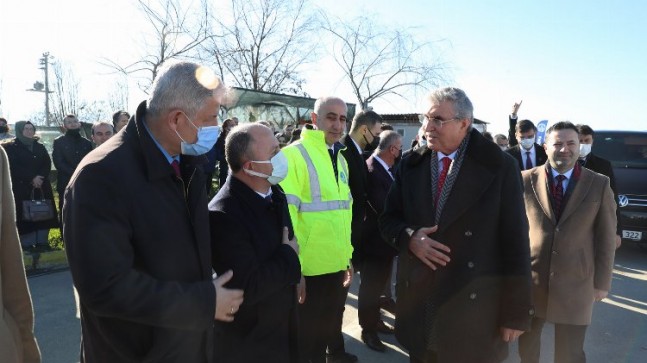 Sakarya’da yeni depo, arşiv binası ve 2 araç hizmete alındı