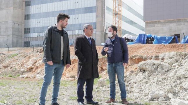 Kütahya’da hastane bitmeden yol bitecek