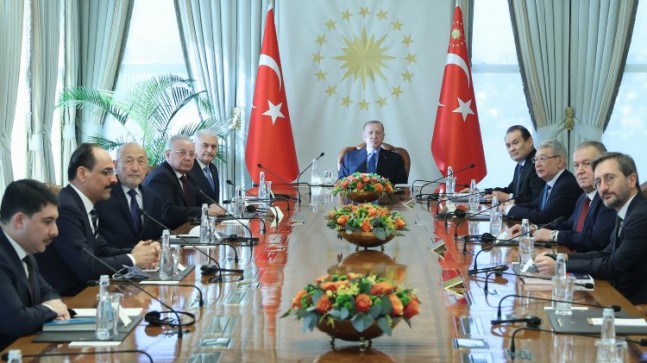 Erdoğan, Vahdettin Köşkü’nde Aksallar Konseyi’ni kabul etti