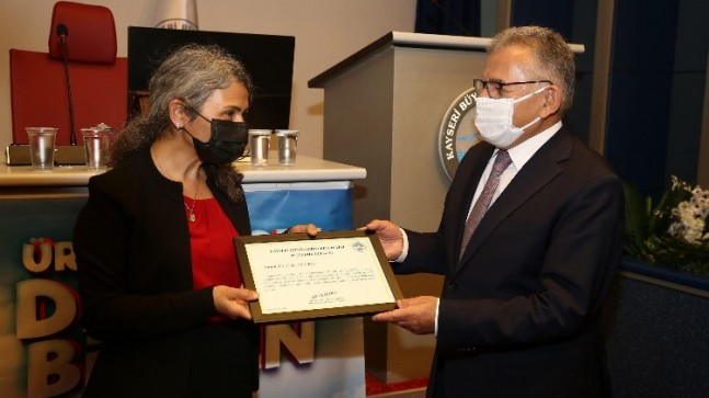 Kayseri’den Yalova’ya tarım eğitimi için teşekkür plaketi
