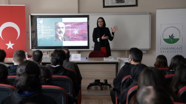 Bursa Osmangazi’de ‘Yüreklerde Akif’ söyleşisi