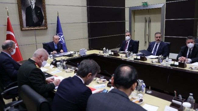 NATO olağanüstü toplandı