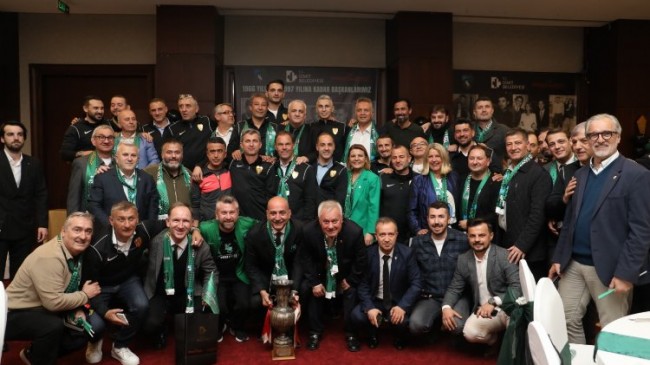 Kocaeli İzmit’te Türkiye Kupası zaferi coşkusu