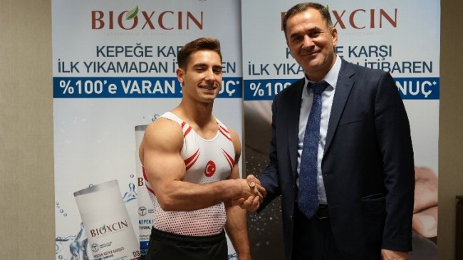 Genç sporcu madalyaya doymuyor