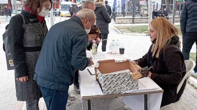 Bursa Gemlik’te imzalar 5 bini geçti
