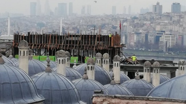 İstanbul’da silüeti bozan aykırı yapıya ‘durdurma’ istendi