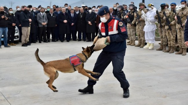 İzmir Aliağa’da Çoraklar OSB Jandarma Karakolu’nun açılışı yapıldı