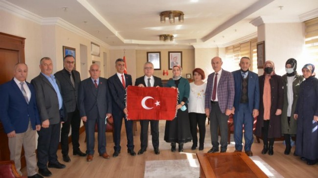 Niğde’de Şehit ve gazi aileleri Vali Şimşek’i ziyaret ettiler